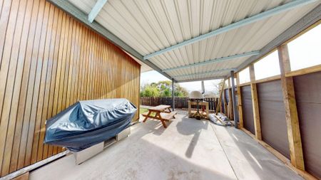 Paraparaumu - 2 Bedrooms - Photo 2