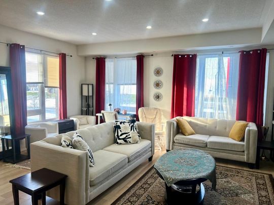 For Lease - 142 Salterton Circle, Vaughan, Ontario - Photo 1