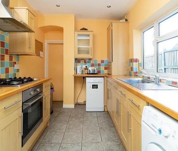 3 bedroom terraced house to rent - Photo 6