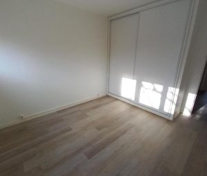 Location Appartement à LE PONT DE CLAIX - Photo 1