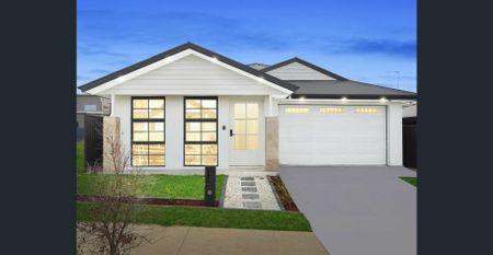Brand New Luxury Home in the Heart of Wilton! - Photo 3