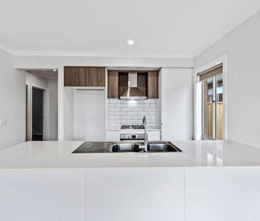 Comfortable & Convenient Living in a Prime Location - Photo 6