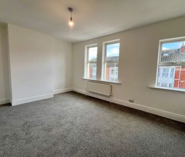 Williams Avenue - Photo 5