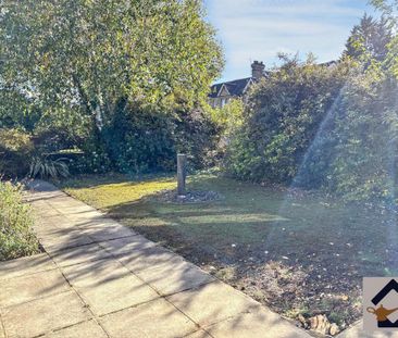 2 bedroom detached bungalow to rent - Photo 2