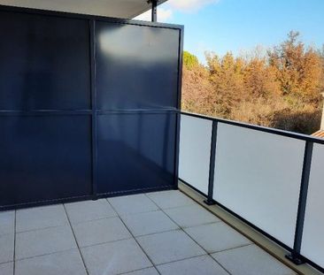 T3 AVEC BALCON ET PARKING - Photo 3