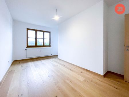 Schöne 3- Zimmer Wohnung mit kleinem Wintergarten im 1. Stock - Foto 5