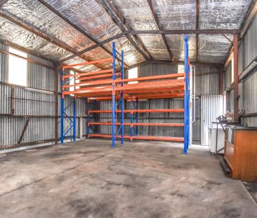 195a McLachlan Street, - Photo 1