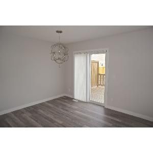 3 Bed 2.5 Bath Duplex For Rent Fort Saskatchewan - Photo 2