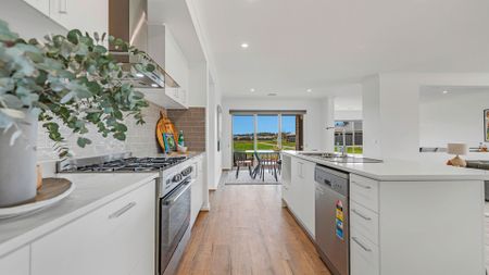 Family Home in Dungala Estate - Photo 5