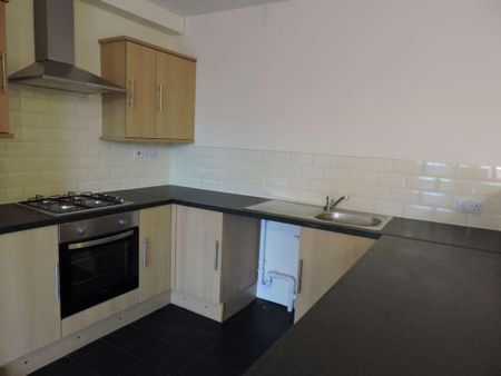 2 bedroom flat to rent - Photo 4