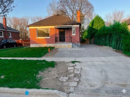 For Lease - 859 Grierson Street Unit# Main, Oshawa, Ontario - Photo 5
