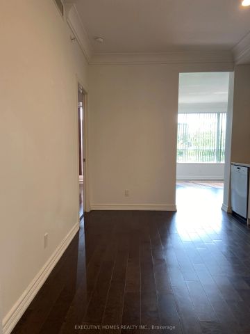 23 Glebe Road W #219 - Photo 5