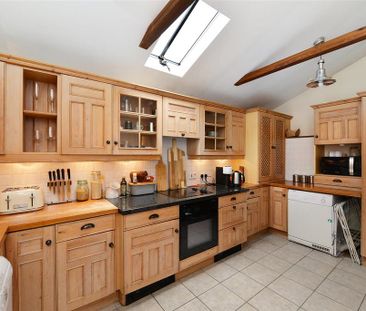 2 bedroom cottage to rent - Photo 2