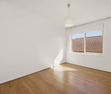 Cosy & Convenient Two-Bedroom Apartment - Photo 5