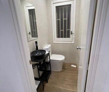 Plaça de Pep Ventura, Badalona, Catalonia 08912 - Photo 6