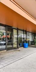 1 room apartment of 137m² in Gatineau - Photo 2
