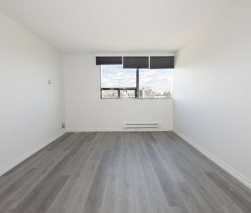 For Lease - 914 Yonge Street Unit# 1909, Toronto, Ontario - Photo 3