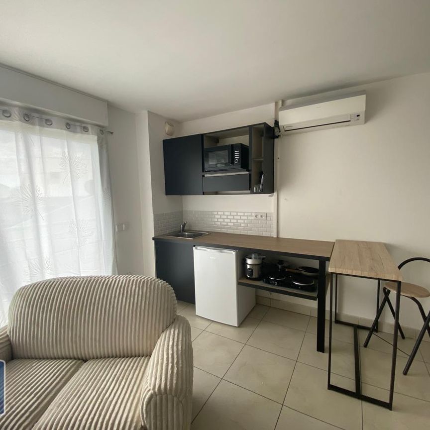 Location Appartement 1 pièce 28m² LE PORT 97420 - Photo 1