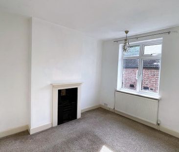 2 bedroom cottage to rent - Photo 2