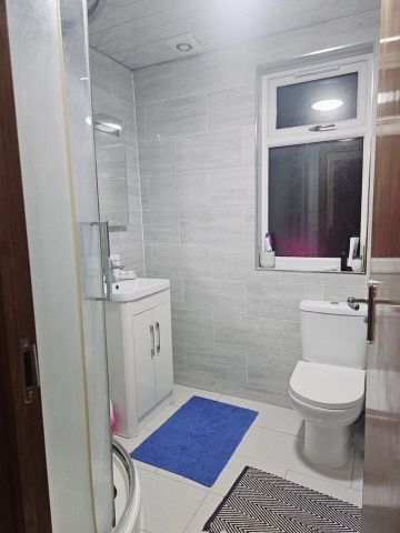 Room in a Shared House, Cranley Road, IG2 - Photo 3