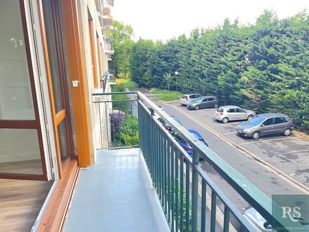 Location Appartement 2 pièces 46m² ANTONY 92160 - Photo 3