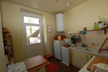 Location Appartement 2 pièces 69m² SOUILLAC 46200 - Photo 3