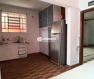 Casa Ampla e Versátil – Ideal para Comércio na Encruzilhada | Cód.:... - Photo 2