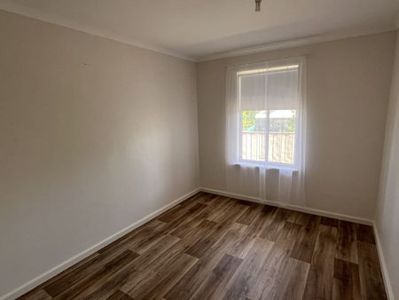 Unit 7/20 Seaview Road, Port Augusta - Photo 3