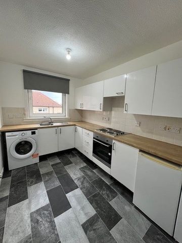 2 Bed Flat, Hamilton Road, G73 - Photo 2
