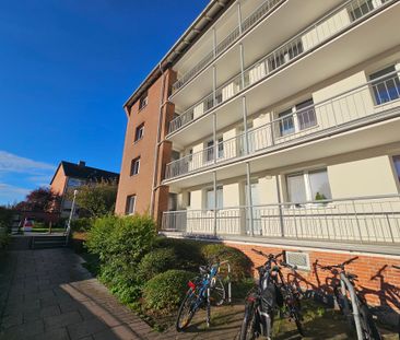 Kleine Balkonwohnung mit Blick ins Grüne! - Foto 1