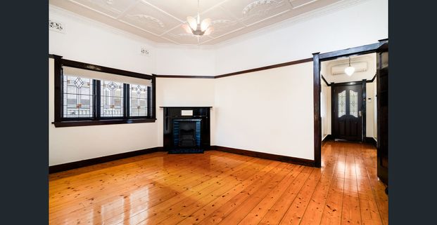 Beautifully Presented Home In Sought After Location - Photo 1