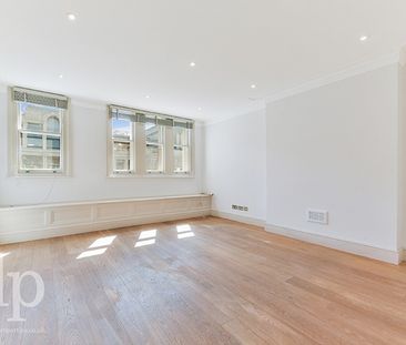 2 Bedroom Apartment, Long Acre, Covent Garden, London - Photo 1