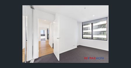 Stunning Apartment with Spectacular Views - Photo 3