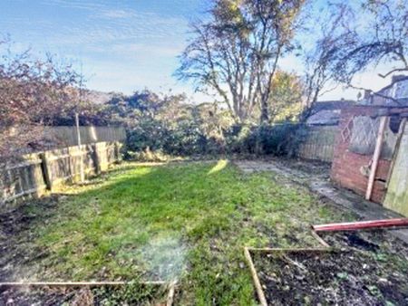 Closefield Grove, Monkseaton, Whitley Bay, Tyne and Wear, NE25 8SU - Photo 2