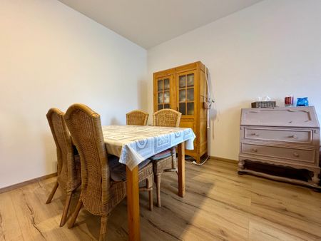 Lichtrijk appartement met garage en tuin in Hoeilaart - Photo 2