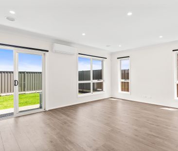 67 Tuff Street, Werribee VIC 3030 - House For Rent | Domain - Photo 1