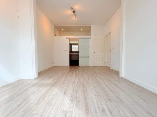 Appartement Valeriusstraat, La Haye - À louer - Photo 1