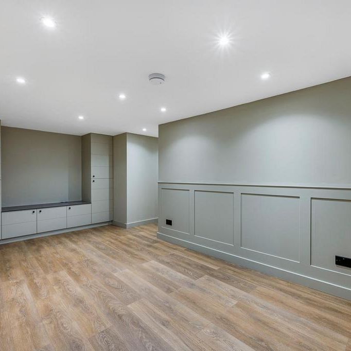 2 bedroom property to rent - Photo 1