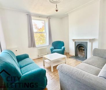 4 bedroom end of terrace house to rent - Photo 6