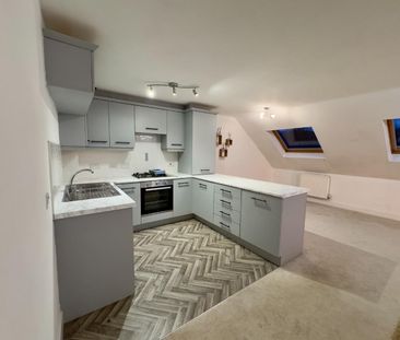 Honeysuckle Court, Huncoat, Accrington - Photo 6