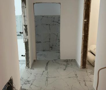 Ich biete eine schöne neu sanierte Erdgeschosswohnung in Essen an - Foto 1