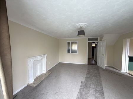 4 bedroom house to rent Bursledon Road, Southampton, SO19 - Photo 3