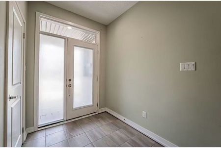 For Lease - 167 Squire Crescent Unit# Suite A, Oakville, Ontario - Photo 2