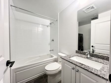For Lease - 2333 Khalsa Gate Unit# 209, Oakville, Ontario - Photo 4