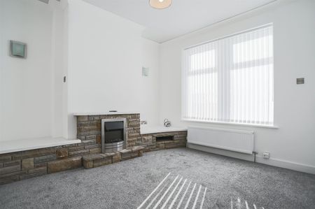 Fairfield Avenue, Rossendale - Photo 4