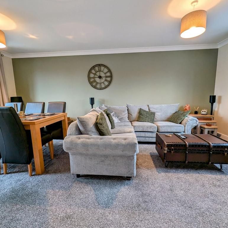 2 bedroom semi-detached bungalow to rent - Photo 1