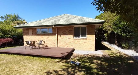 Spacious 4-Bedroom House in Shirley, Christchurch - Photo 5