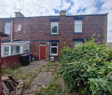 2 bedroom terraced house to rent - Photo 2