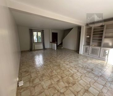 Rental House - Photo 3