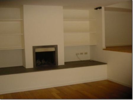 UCCLE : REZ-DE-CHAUSSEE/DUPLEX 3 CHAMBRES + BUREAU + TERRASSE + JARDIN + EMPL PKGS - Uccle - Foto 3